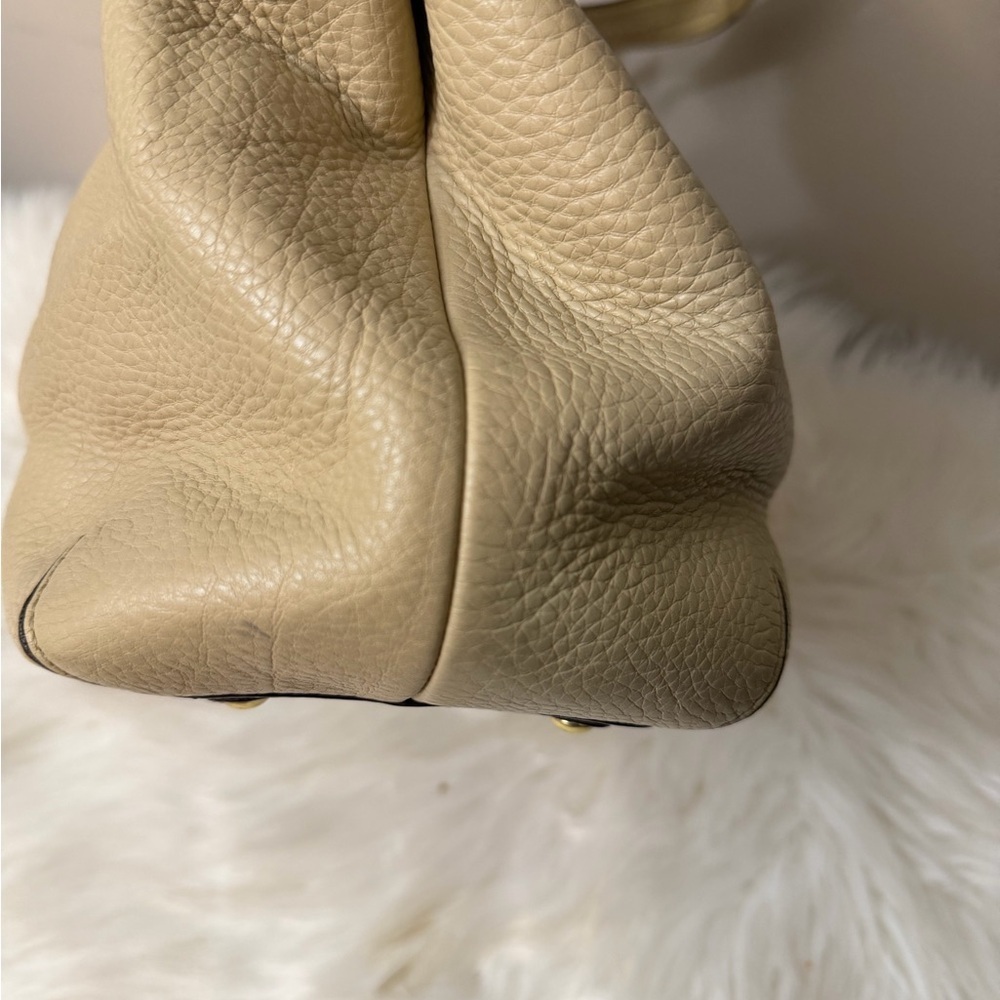 Coach Cream Leather Shoulder Bag - Picture 5 of 14